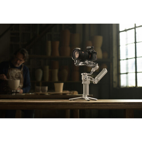 DJI RS 4 Mini Handheld Gimbal Stabilizer