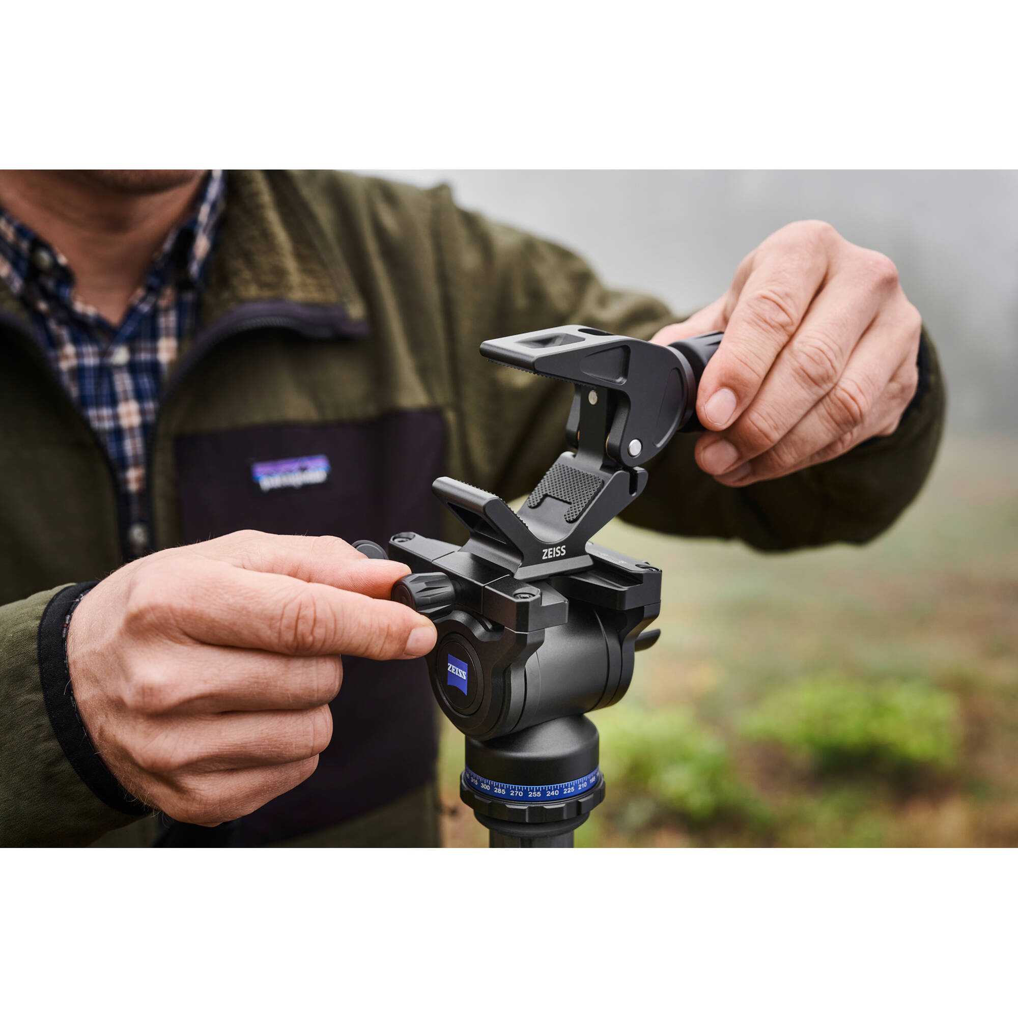 ZEISS Binoculars Tripod Clamp