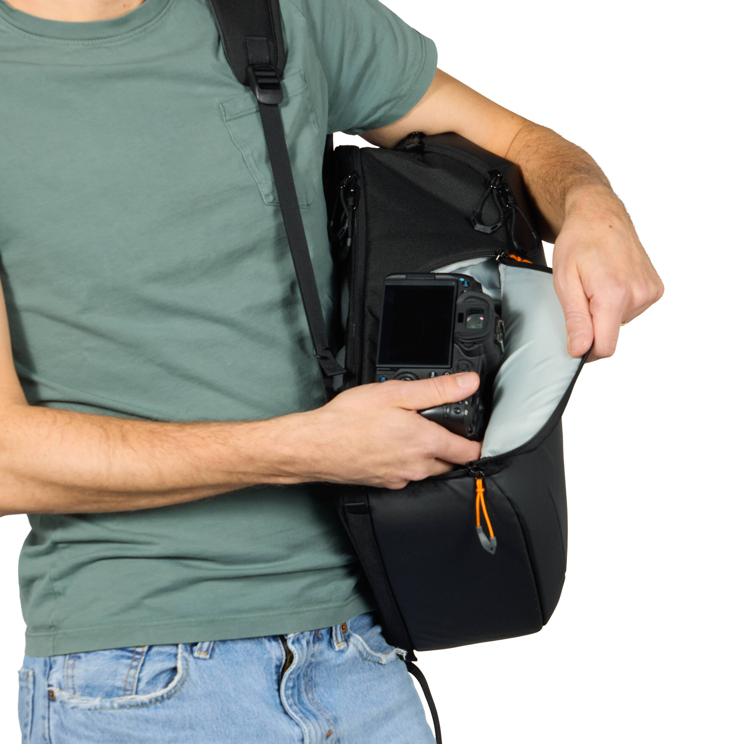 Lowepro FastPack BP 150 AW IV (16L, Black)