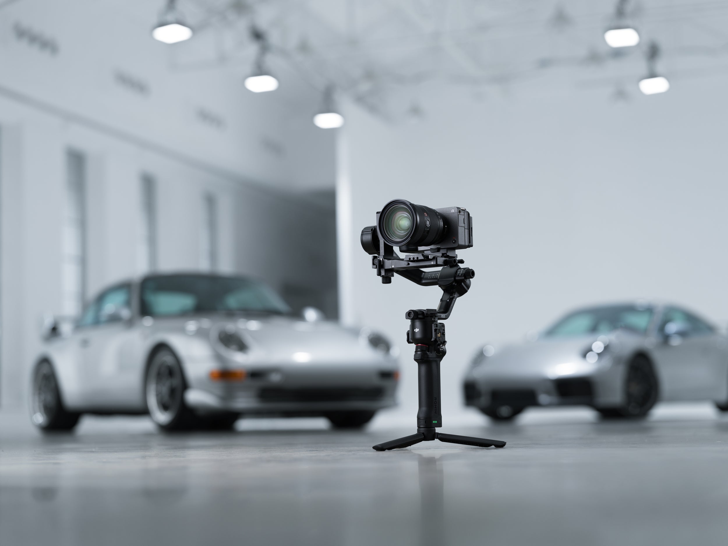 DJI RS 5 Gimbal Stabilizer Combo