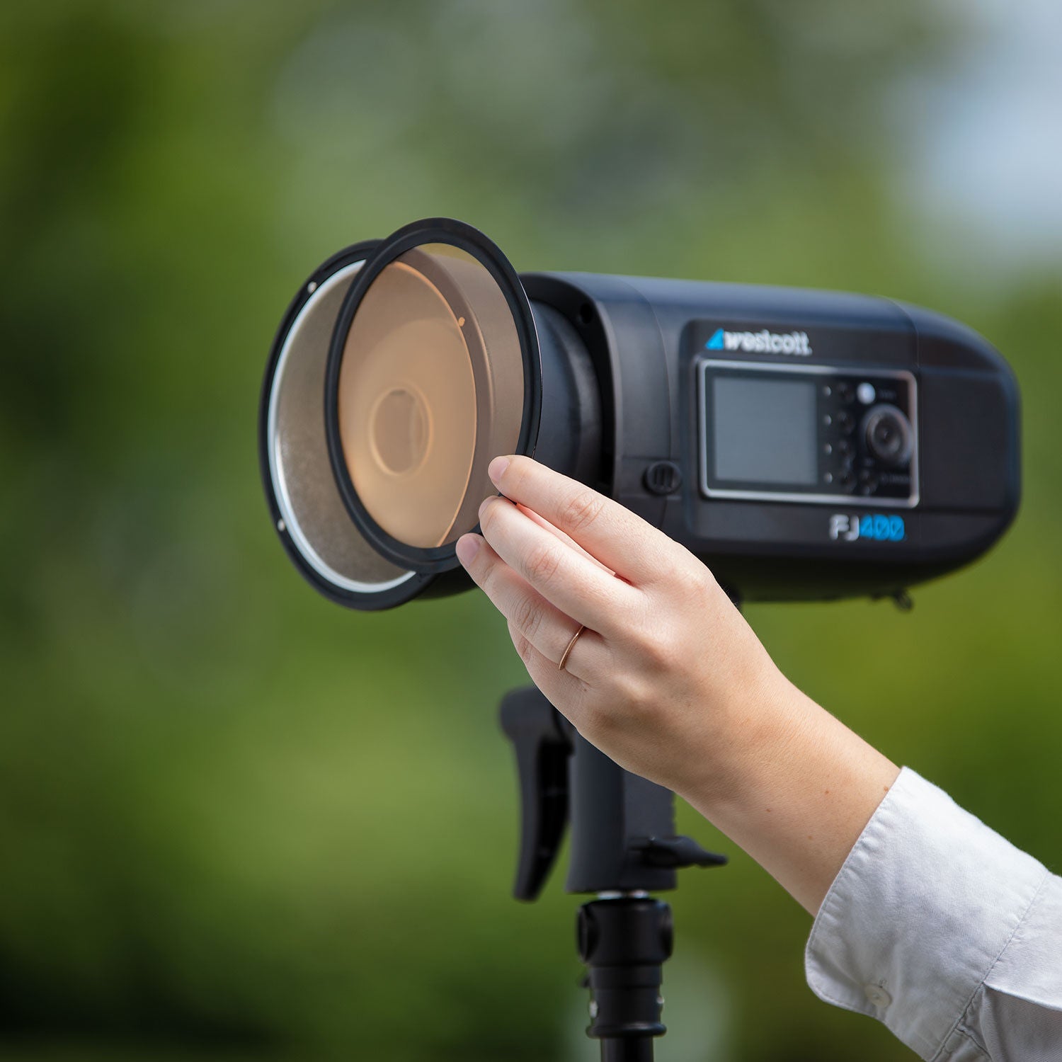 Westcott FJ400 Strobe 2-Light Location Hard Case Kit with FJ-X3m Universal Wireless Trigger