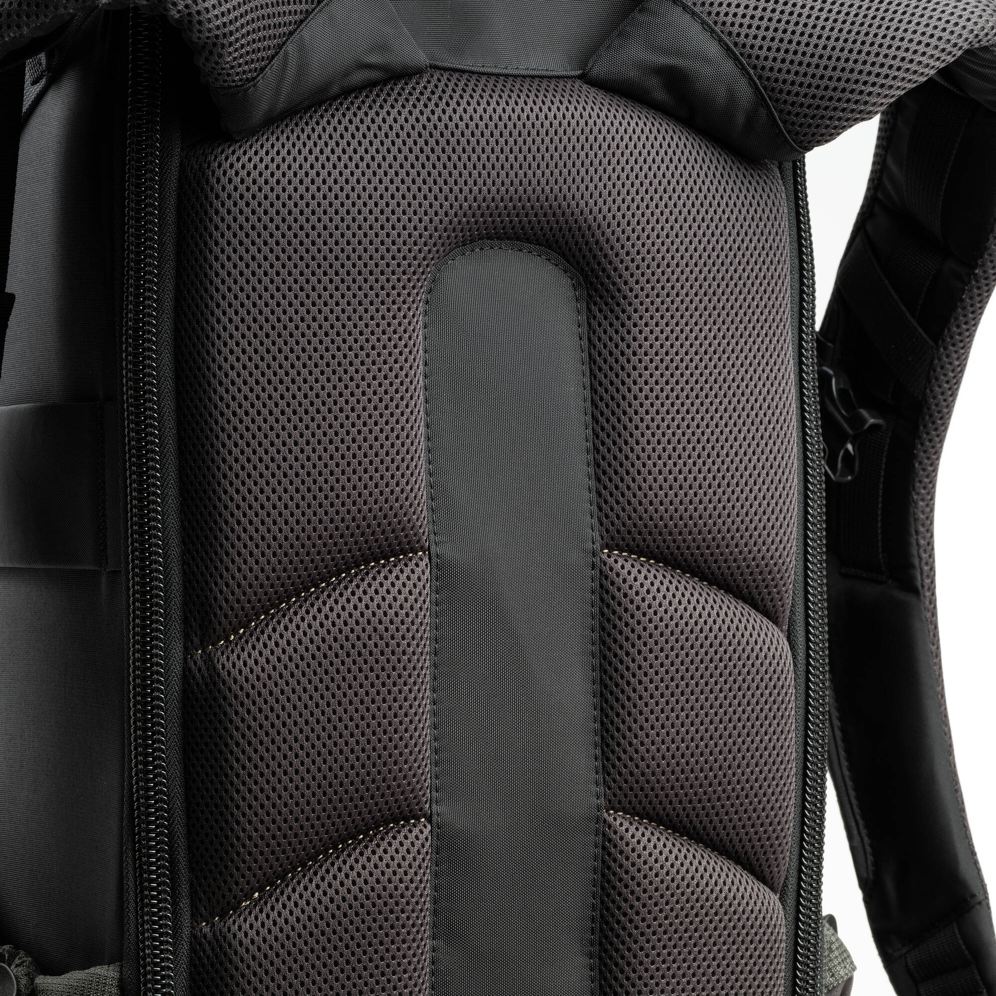 Think Tank Photo BackLight Long Lens Backpack (Slate Black)