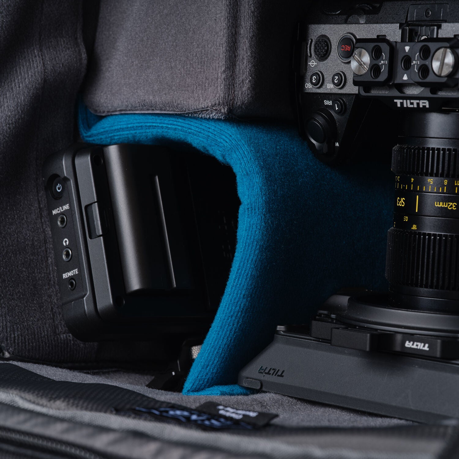 Tenba Cineluxe v2 Sac à bandoulière 21 Hightop - Noir