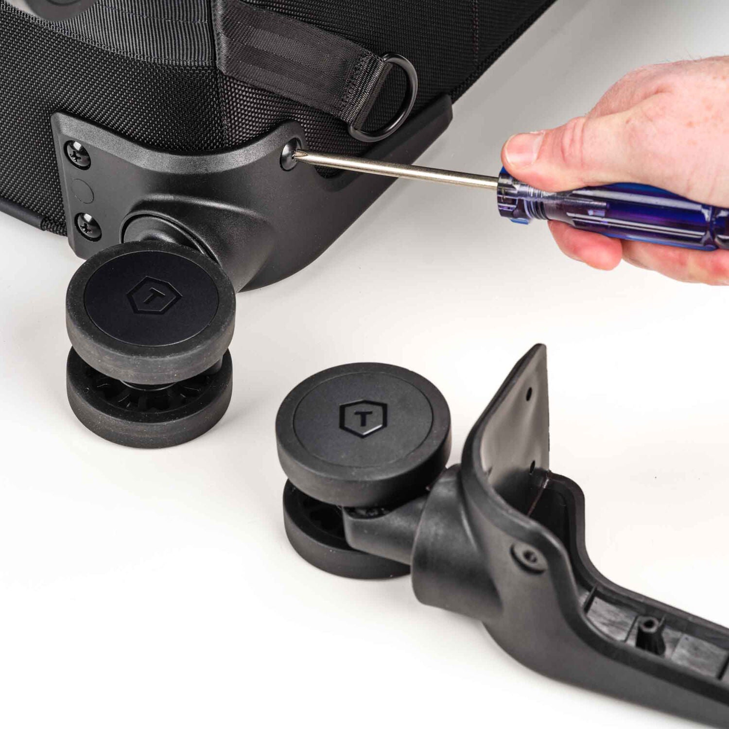 Tenba Roadie v2 Spinner 21 International