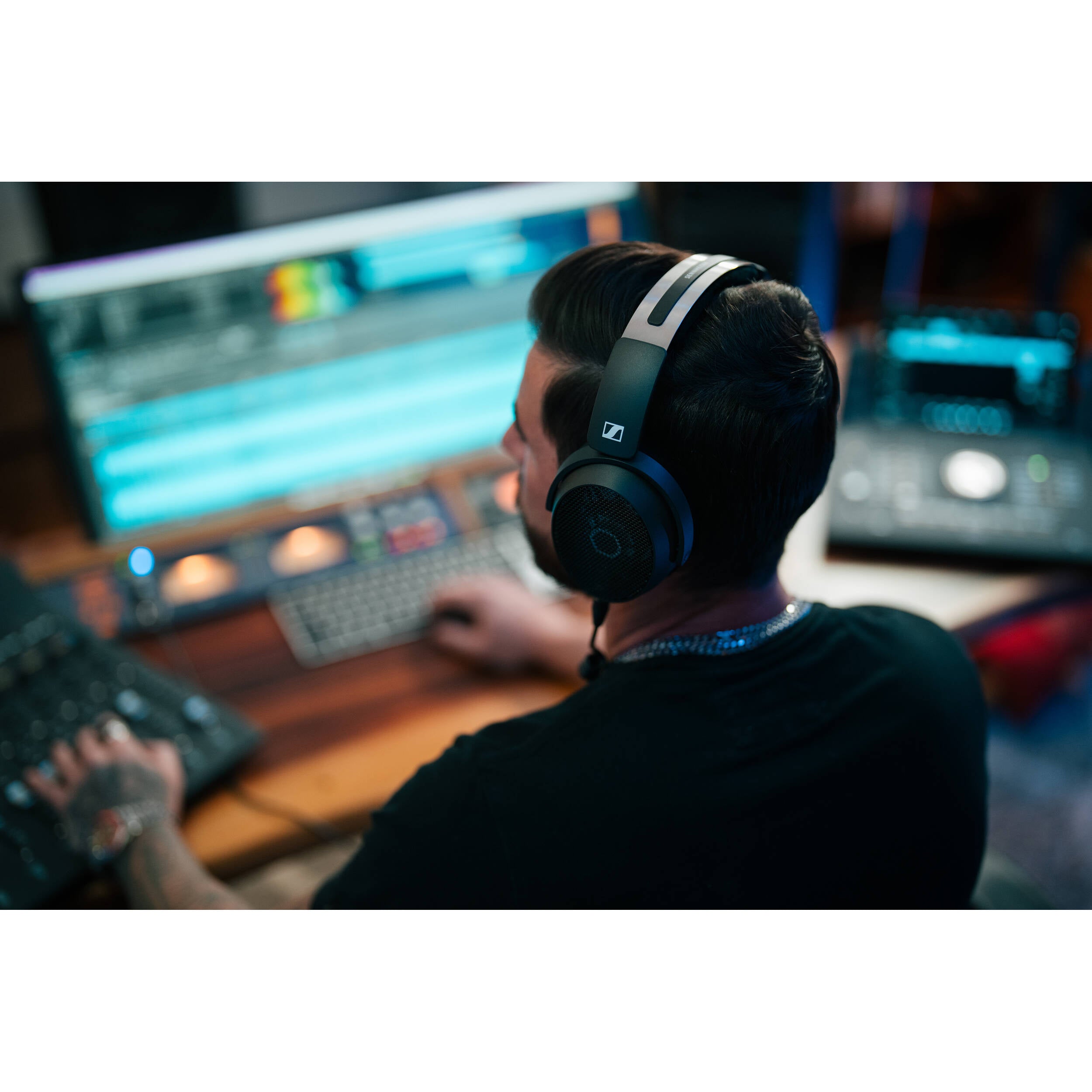 Sennheiser HD 490 PRO Professional Reference Open-Back Studio Headphones