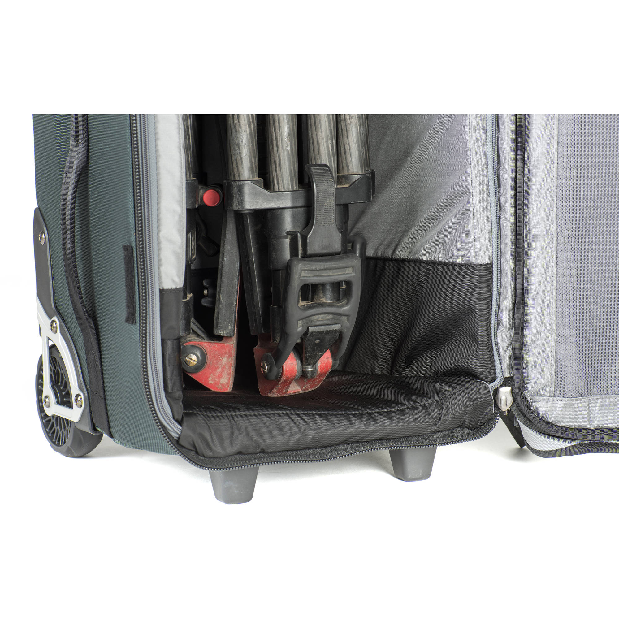 Think Tank Photo Airport Navigator V2 (Black, 22L)