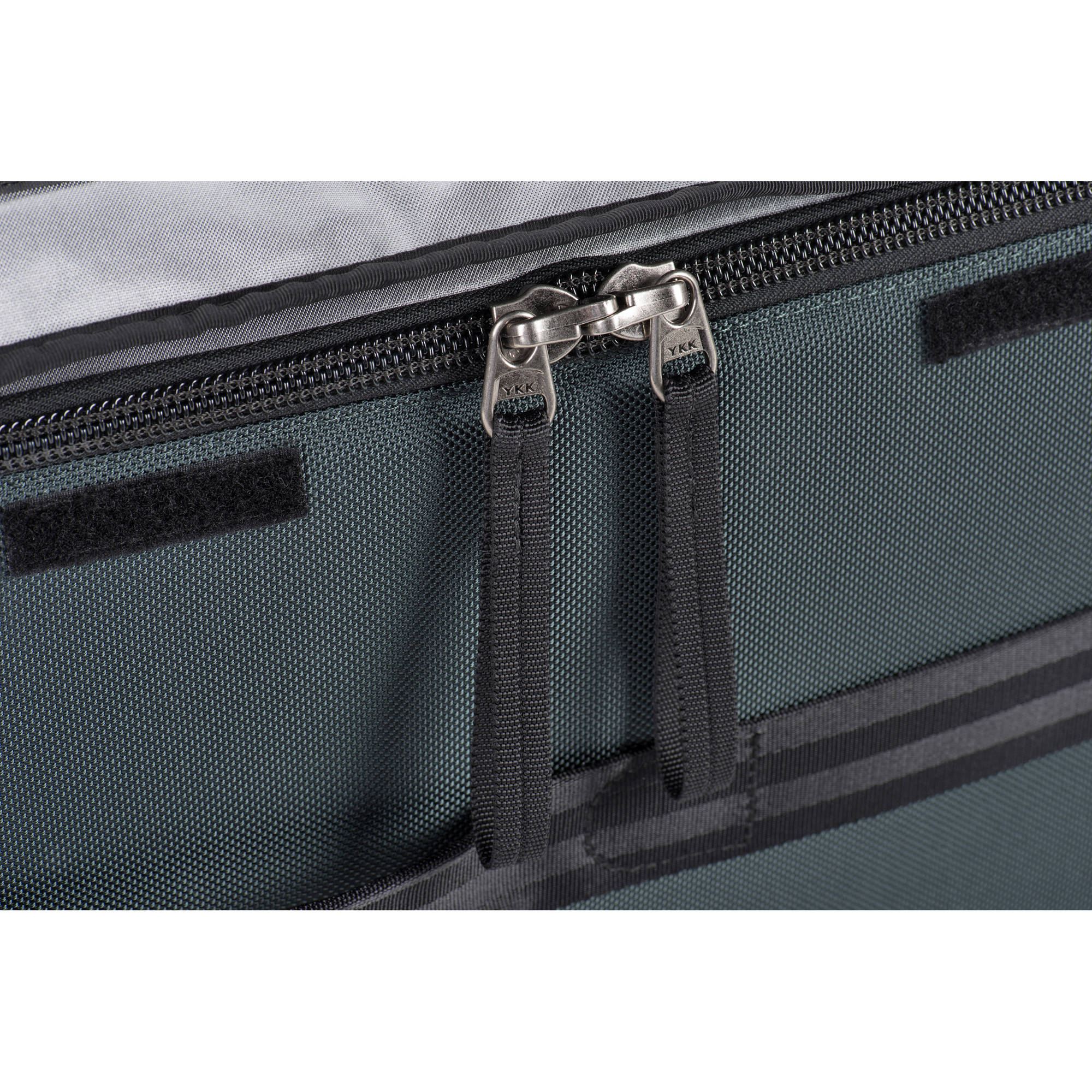 Think Tank Photo Airport Navigator V2 (Black, 22L)