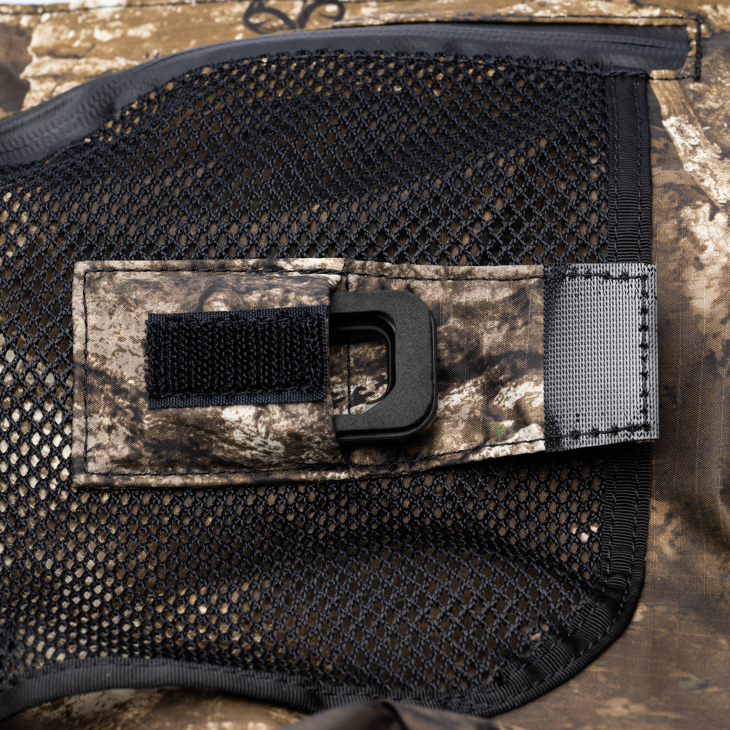 Think Tank Photo Hydrophobia DM 300-600 Rain Cover (Realtree Camo)