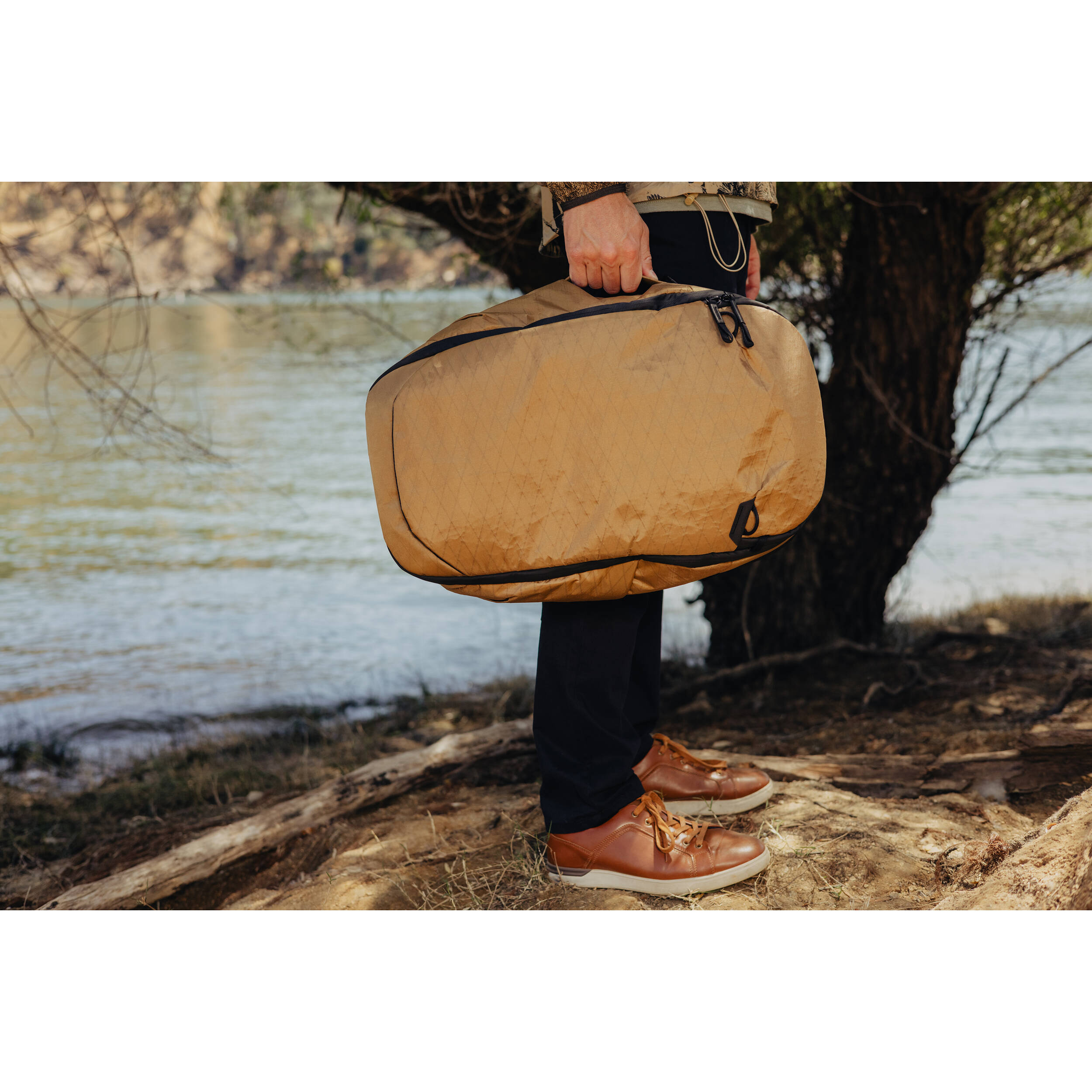 Peak Design 30L travel backpack - Coyote