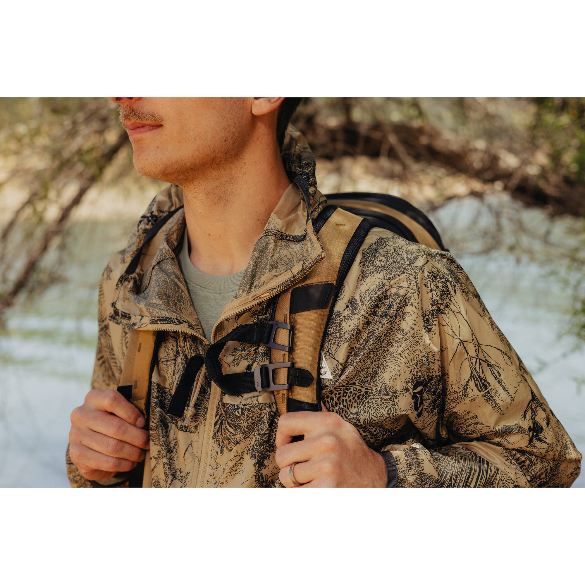 Peak Design 30L travel backpack - Coyote