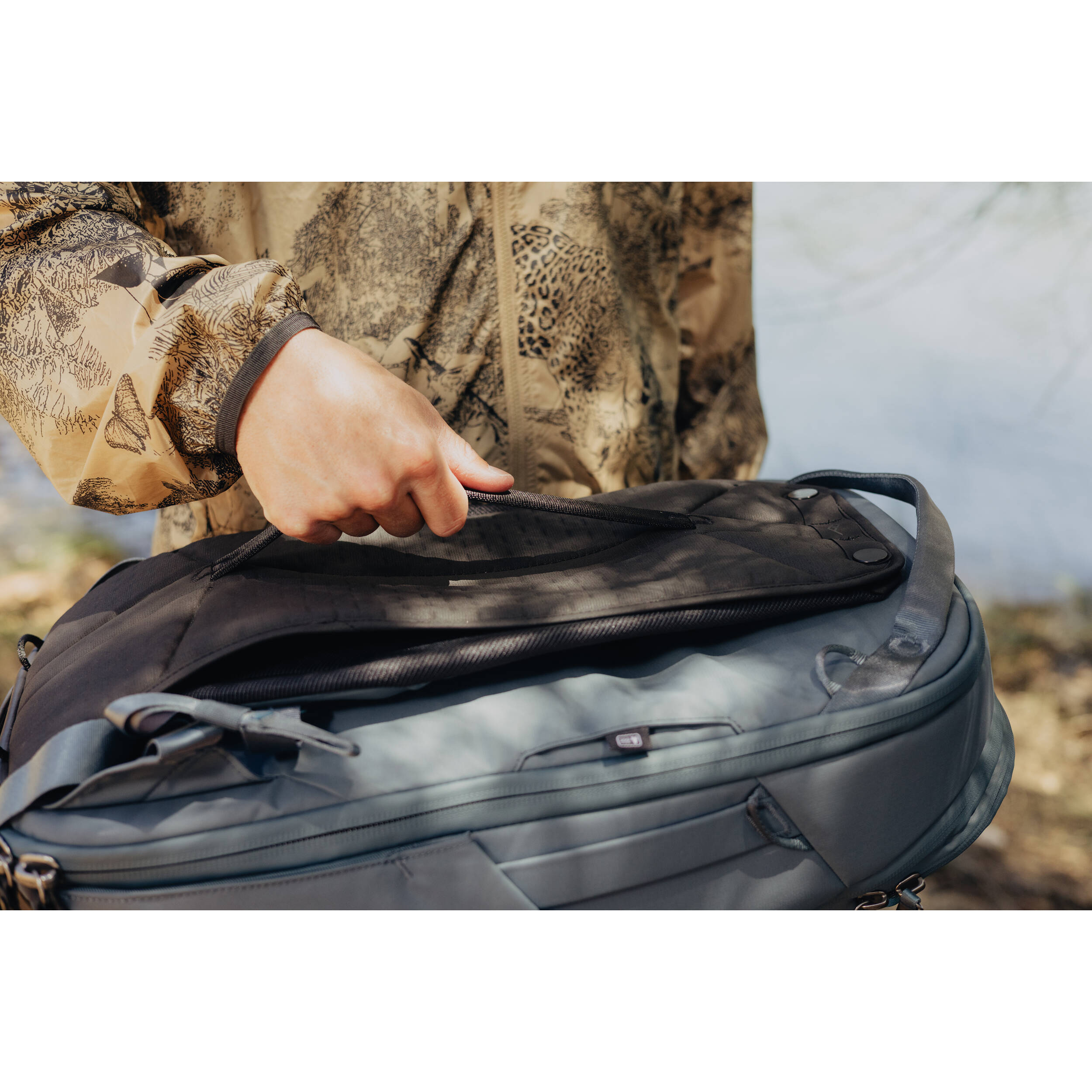 Peak Design 30L travel backpack - Ocean
