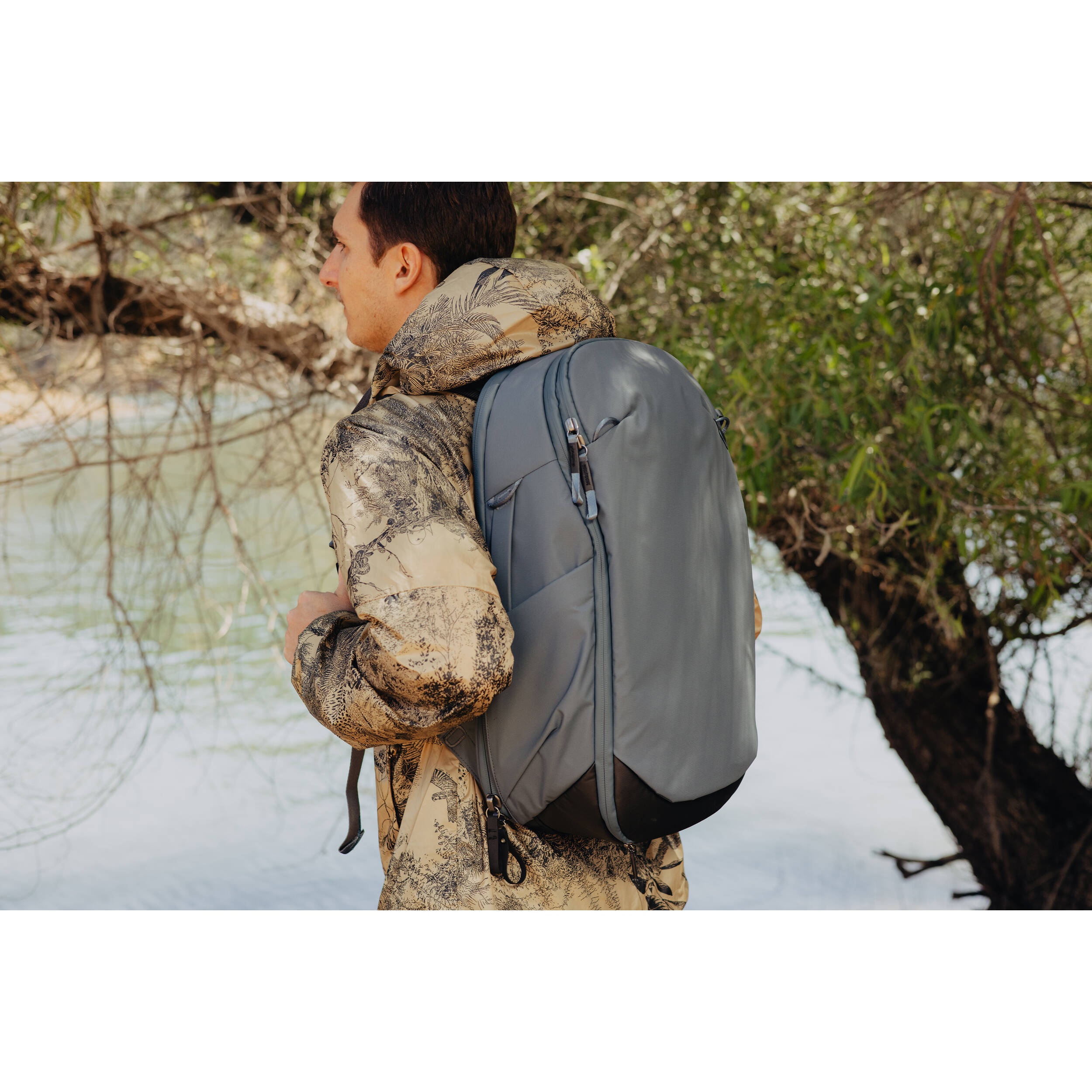 Peak Design 30L travel backpack - Ocean