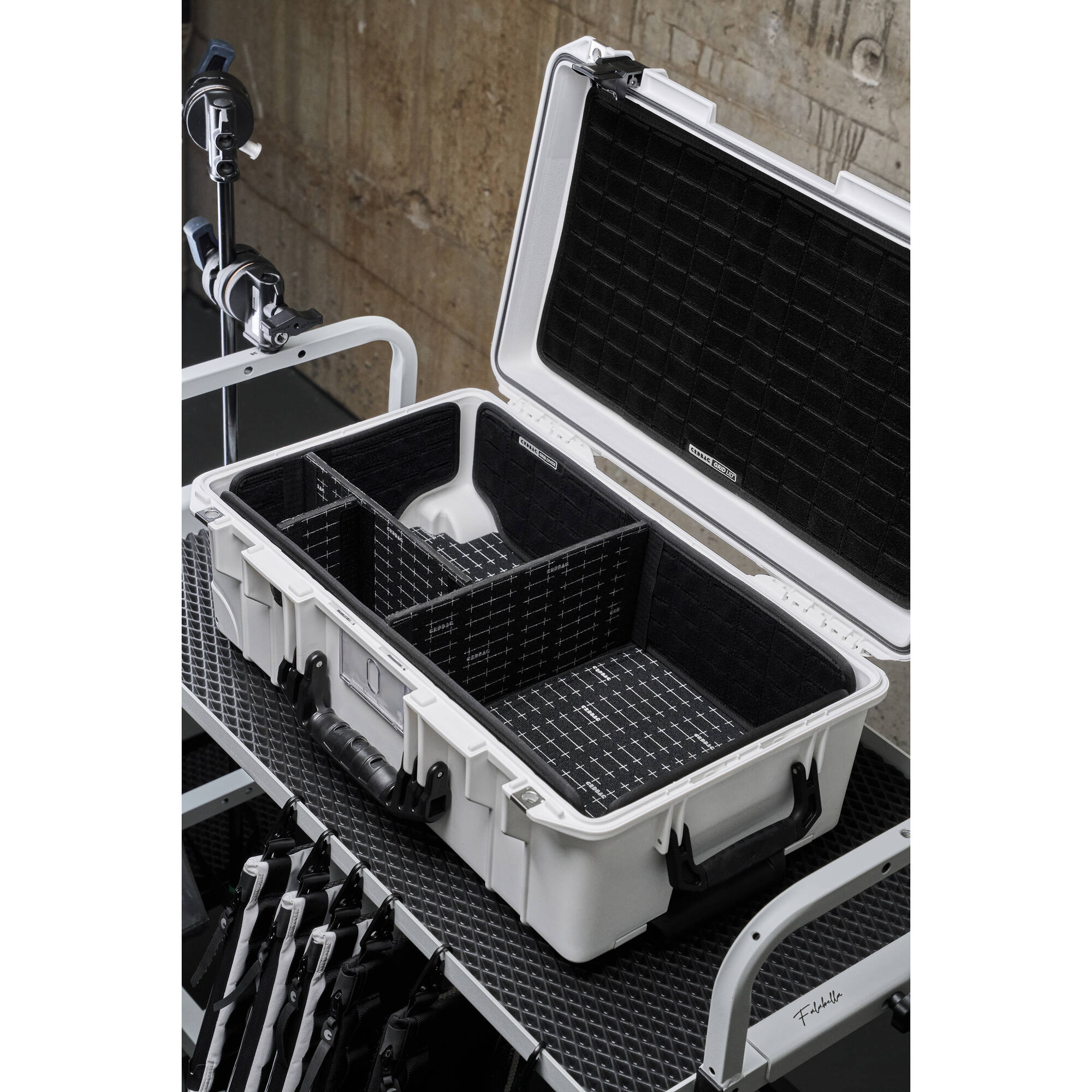 CRDBAG GRID-DIVIDE Kit universel de bagage à main