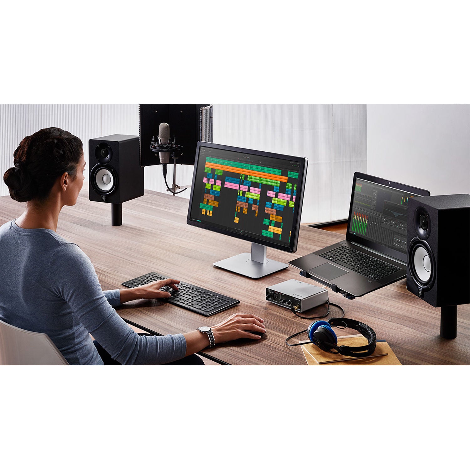 Blackmagic Design DaVinci Resolve Studio Non Linear Editor
