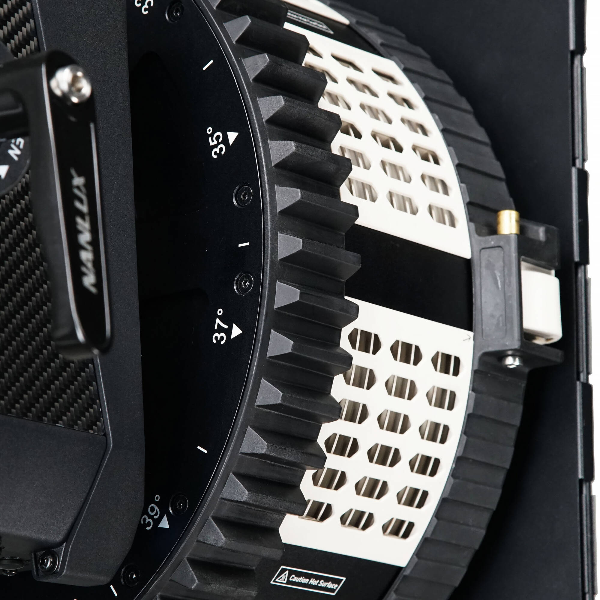 Nanlux FL-28 Fresnel Objectif