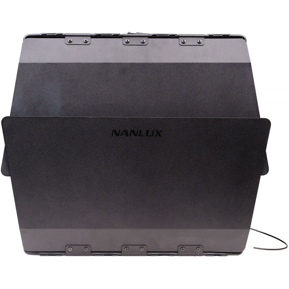 Nanlux FL-28 Fresnel Objectif