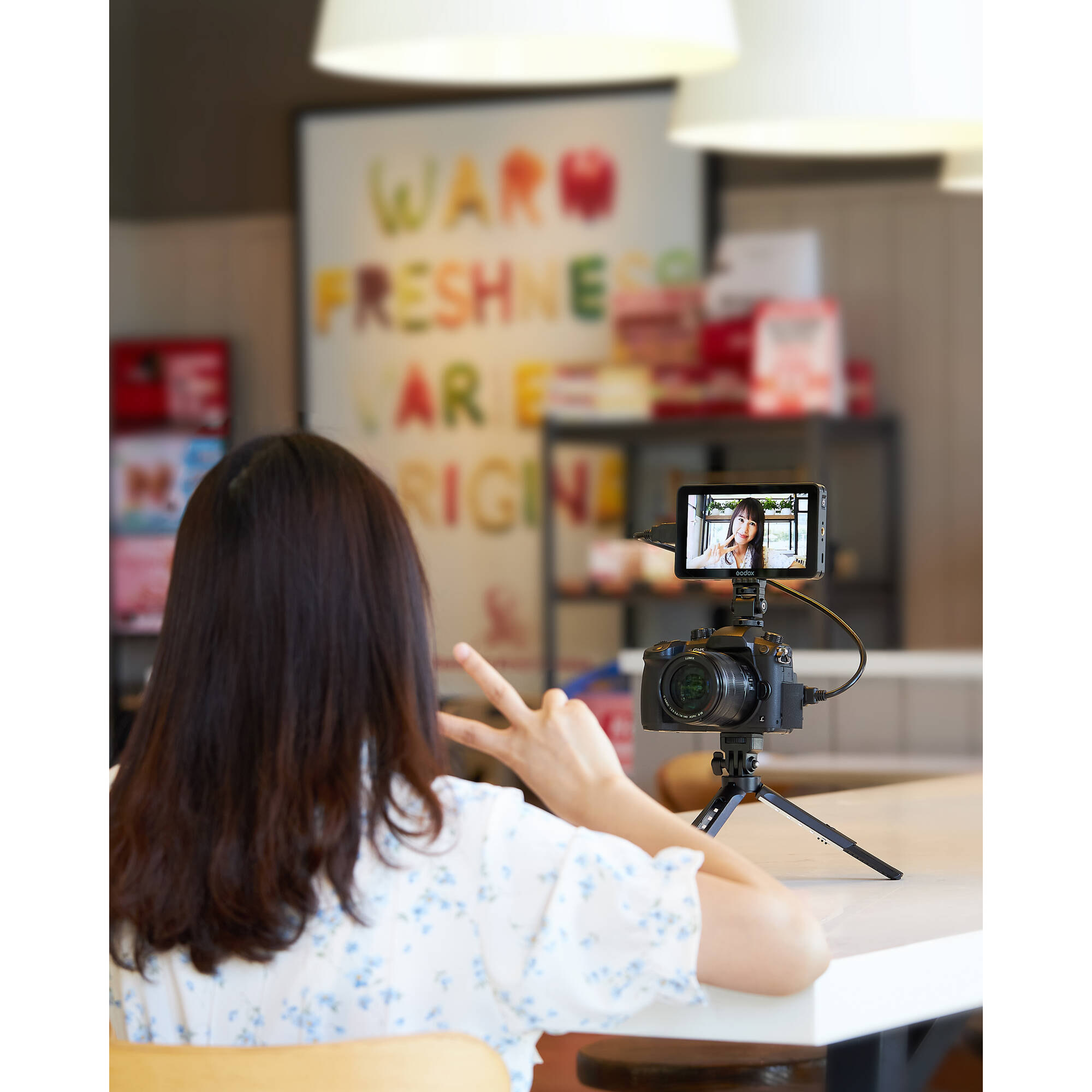 Godox GM55 5.5" 4K HDMI Touchscreen On-Camera Monitor