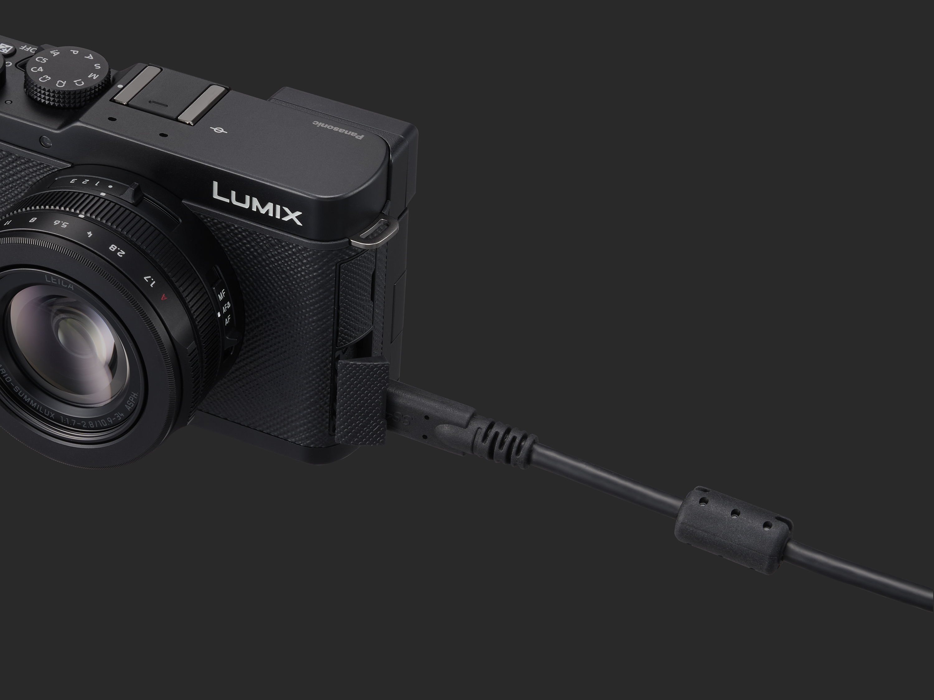 Panasonic Lumix L10 Digital Camera with  24-75mm F1.7-2.8 Leica Lens (Black)