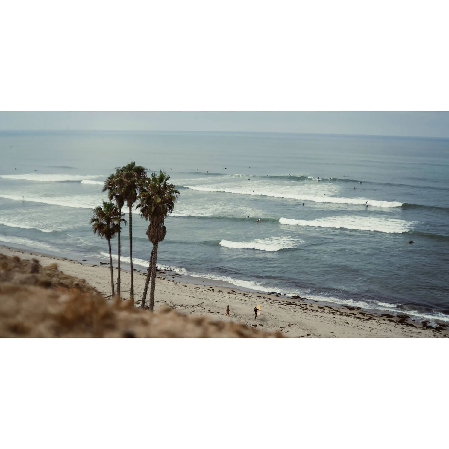 PolarPro LightLeak 28mm f/11 Lens (L-Mount)