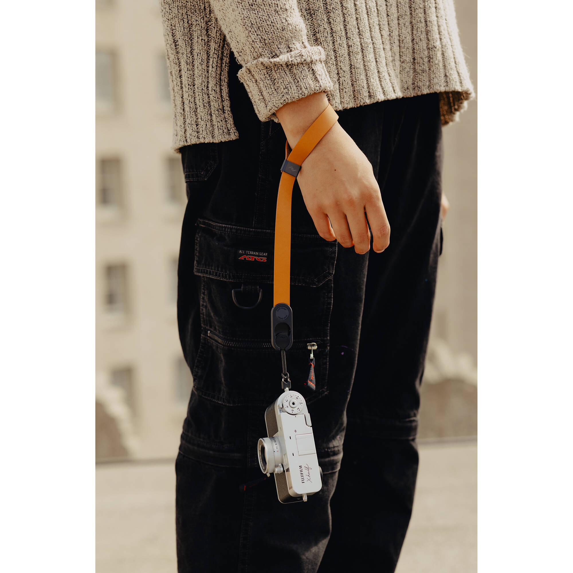 Peak Design Cuff Leather Camera Wrist Strap (Amber)