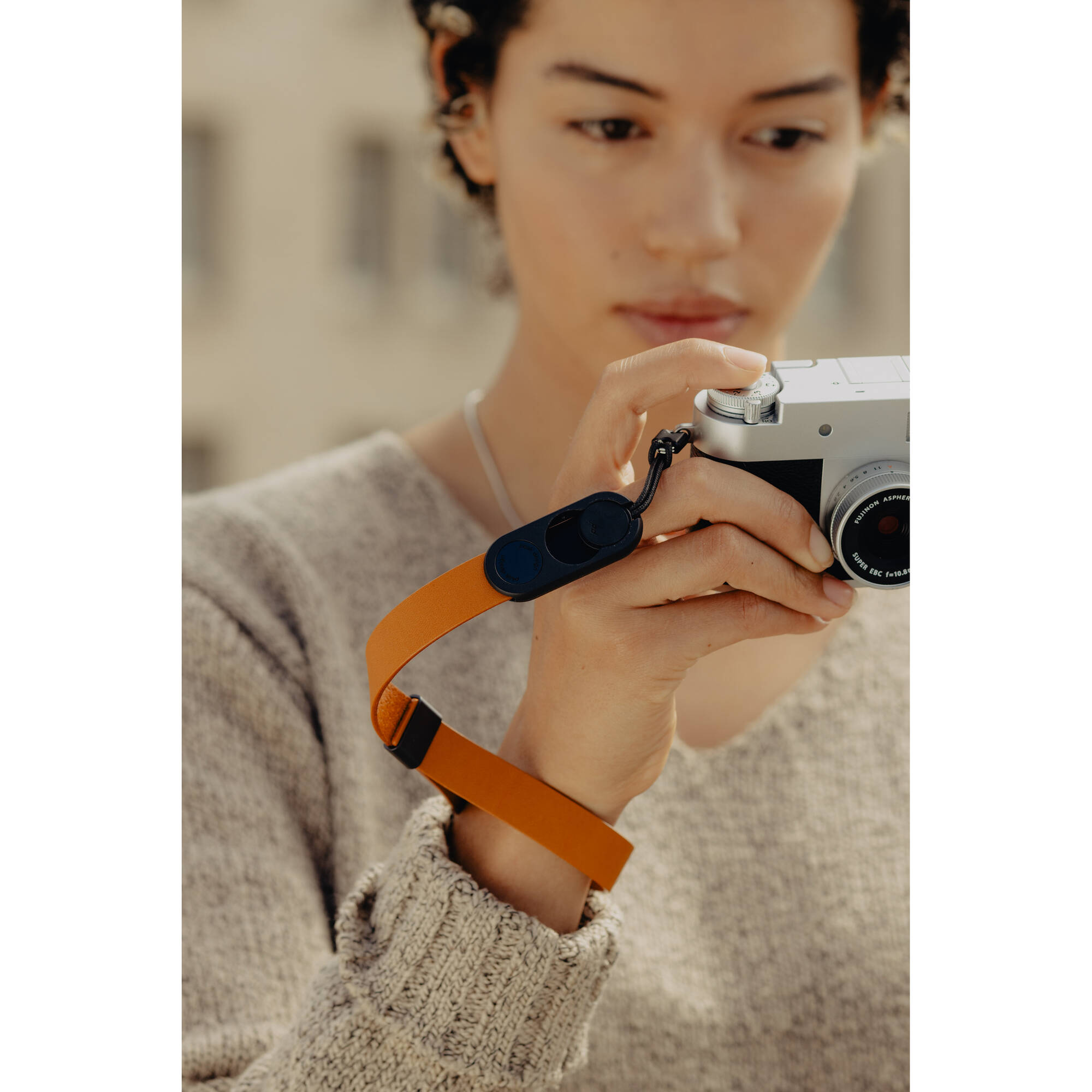 Peak Design Cuff Leather Camera Wrist Strap (Amber)