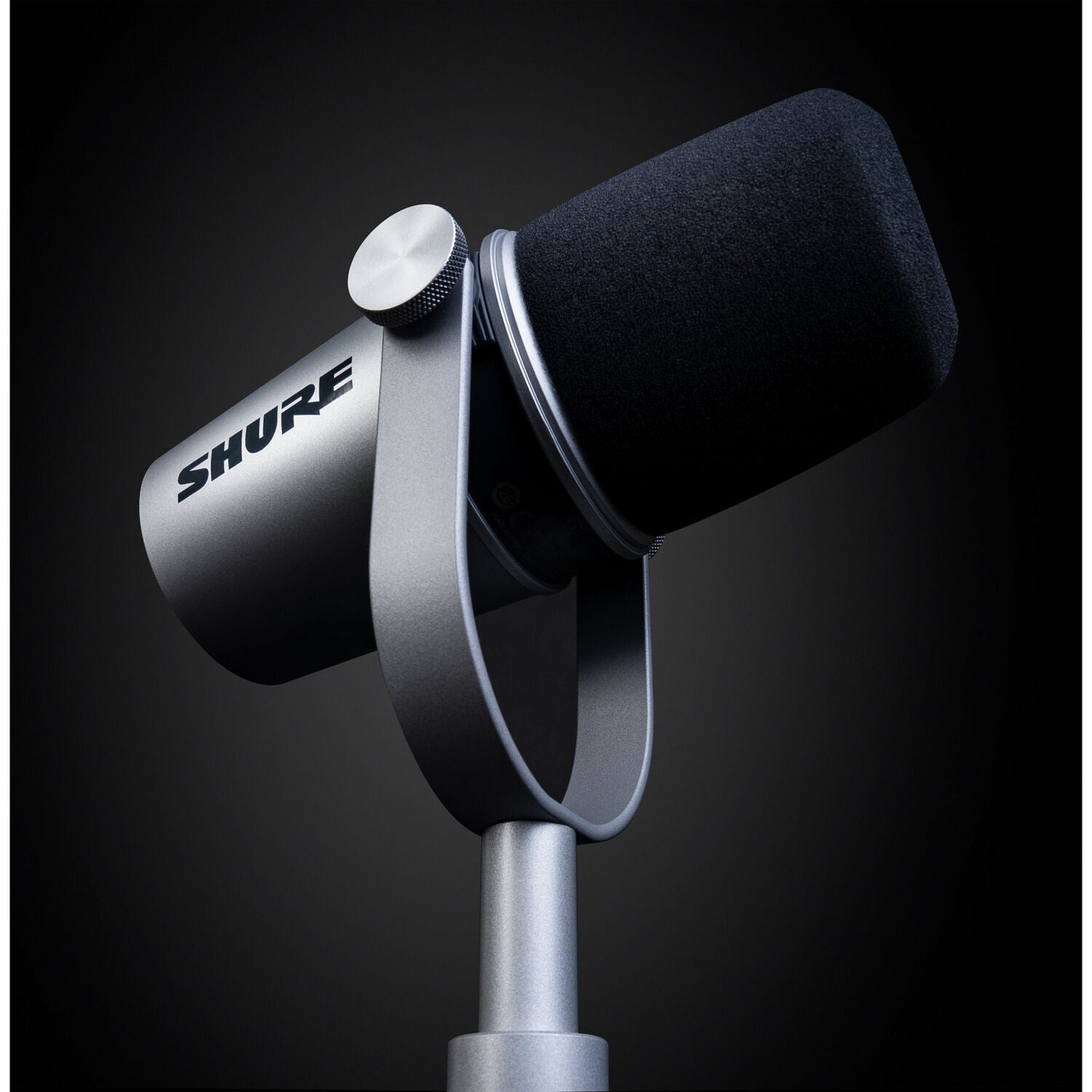 Shure Silver Podcasting Microphone w/USB-A & USB-C Cables MV7-S