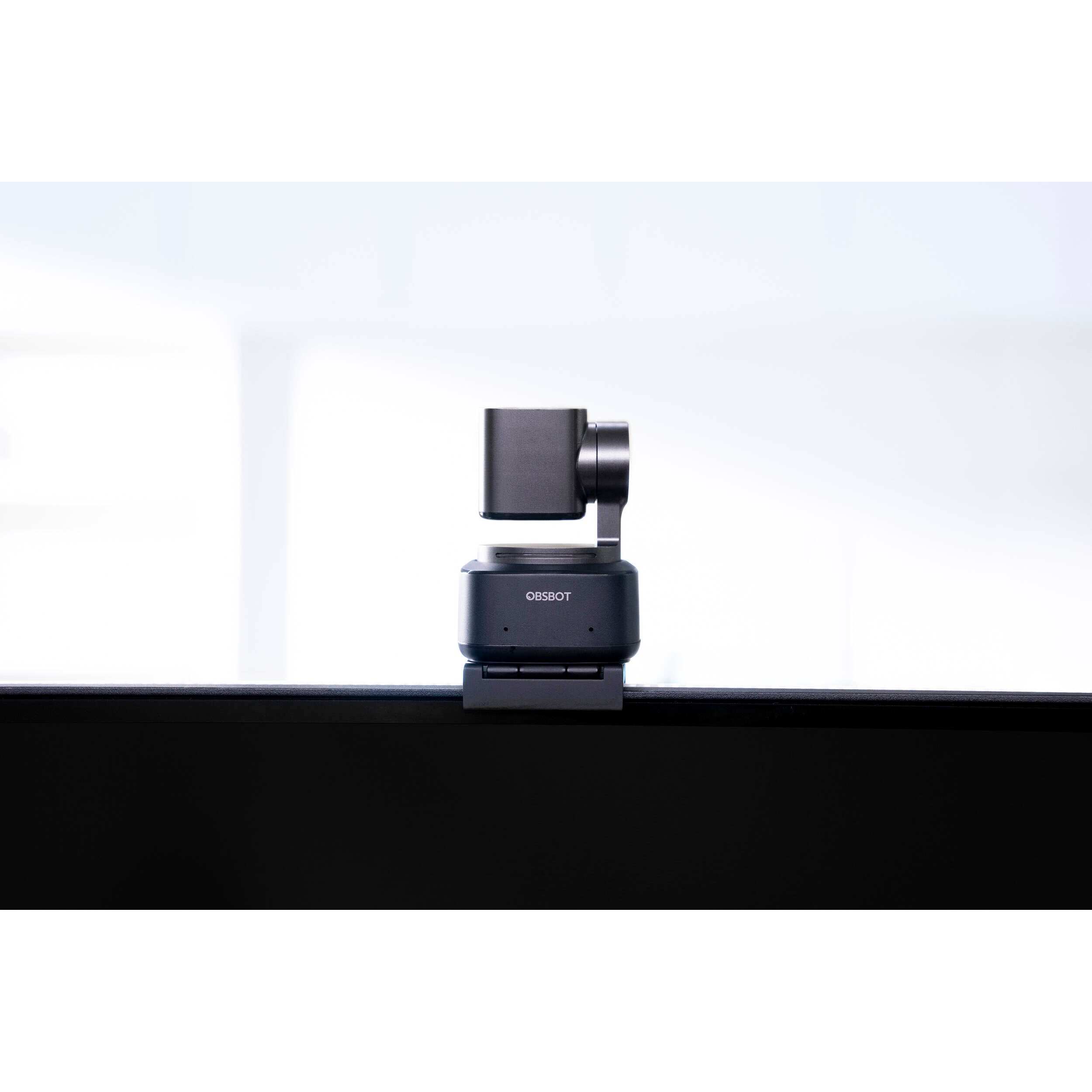 OBSBOT Tiny 2 AI-Powered PTZ 4K Webcam | ExcellentPhoto.ca
