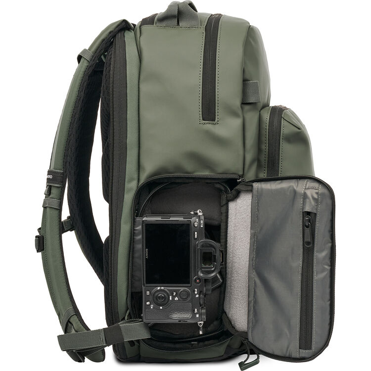 Wandrd PRVKE 31 Pocket Backpack Photo Bundle (Wasatch Green)