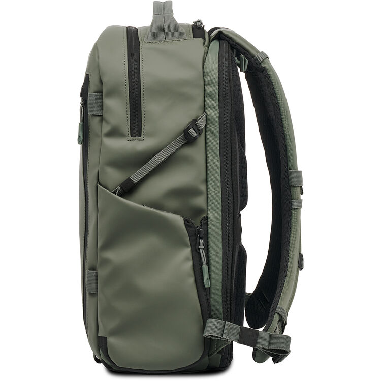 Wandrd PRVKE 21 Zip Backpack Photo Bundle (Wasatch Green)