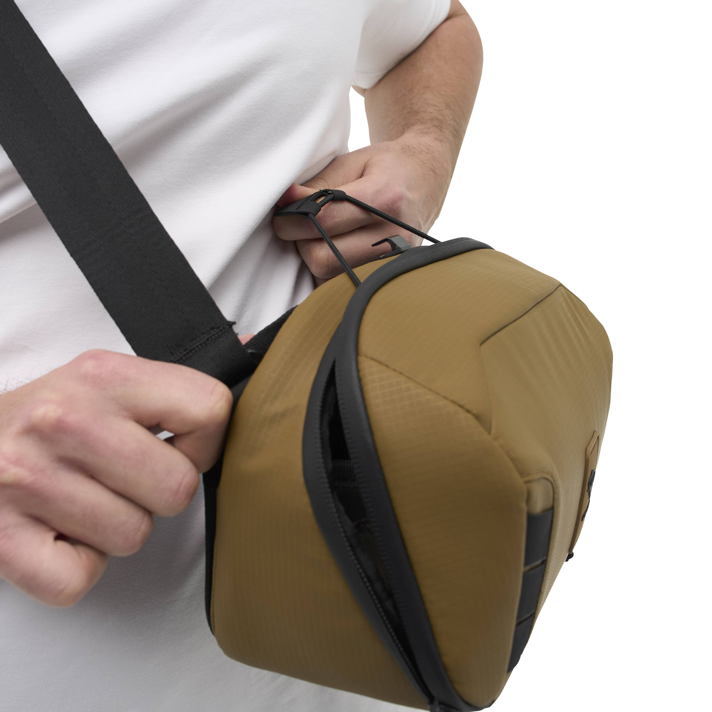 Nomatique McKinnon caméra Sling 5L - Coyote