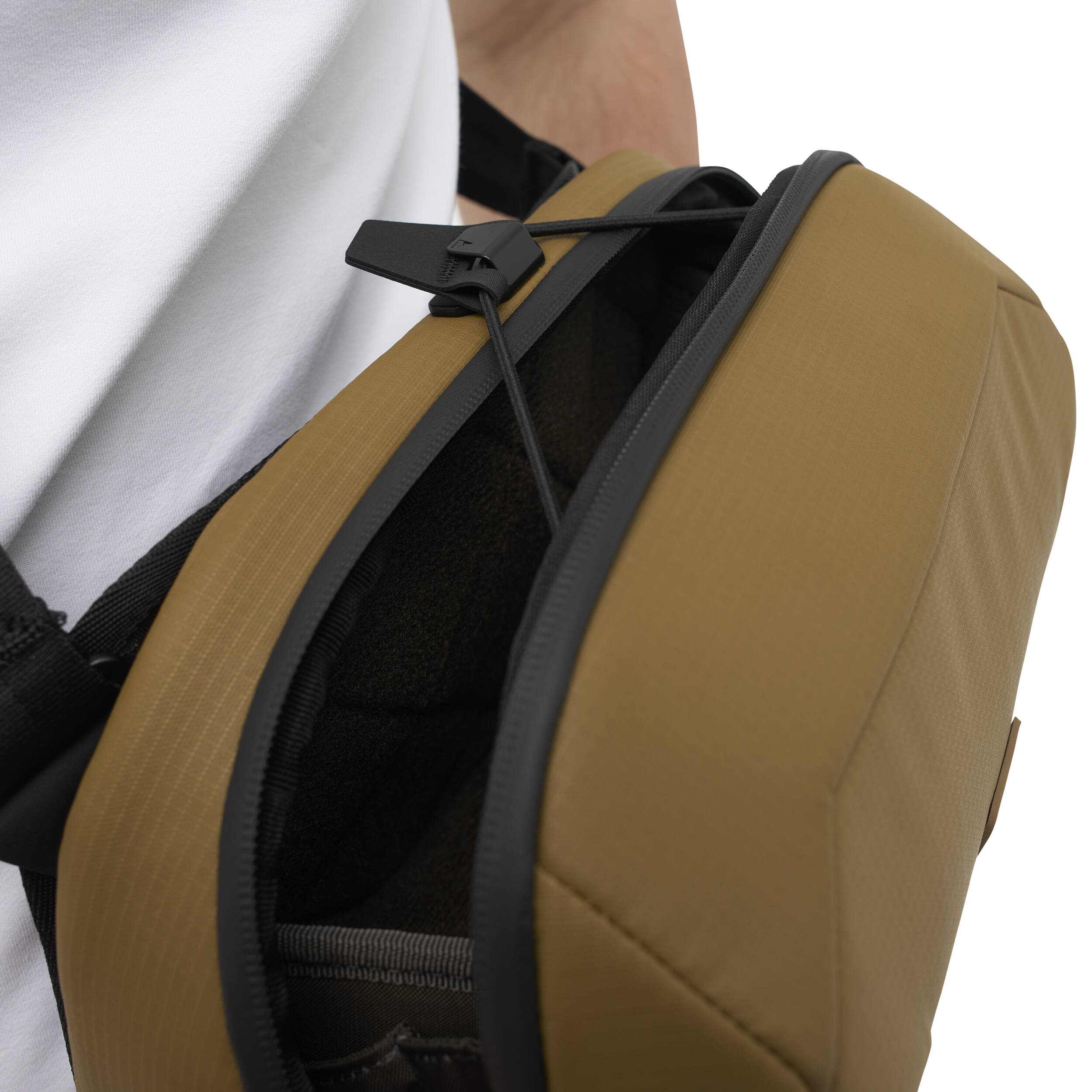 Nomatique McKinnon caméra Sling 5L - Coyote