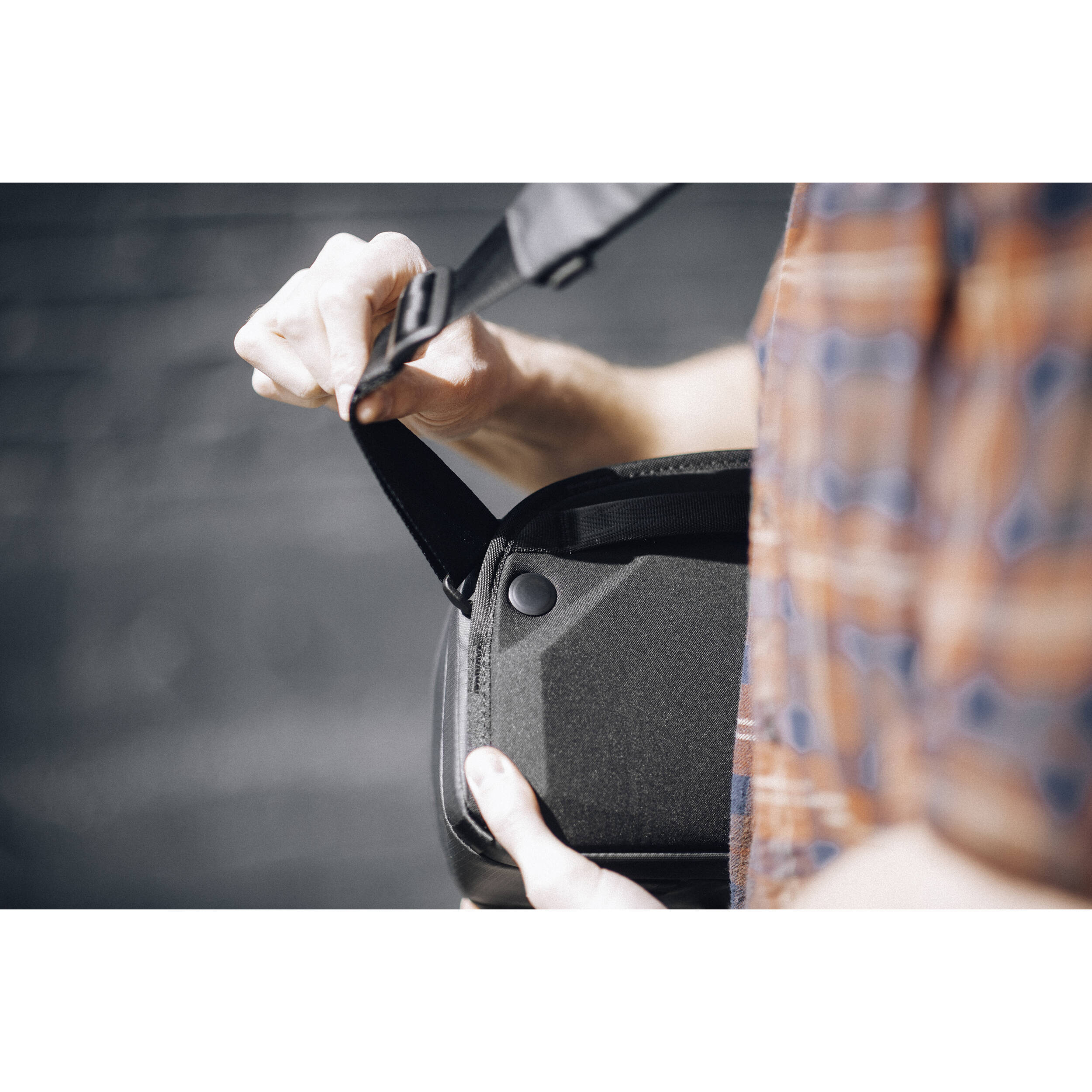 Nomatique McKinnon caméra Écharpe 8L - Noir