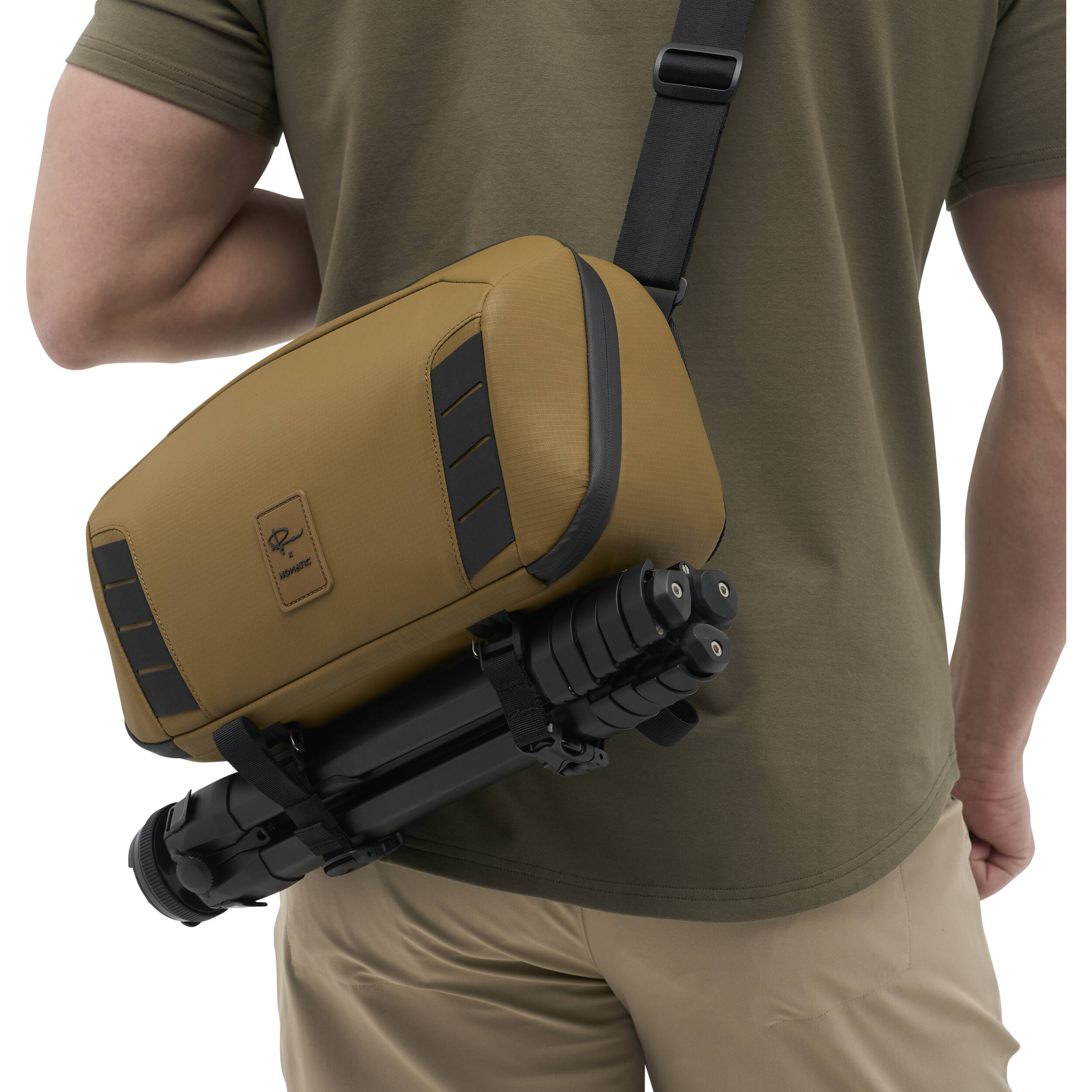 Nomatic McKinnon Camera Sling 8L - Coyote