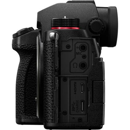 Panasonic Lumix DC-S5 Mirrorless Digital Camera With 20-60 mm lens Kit