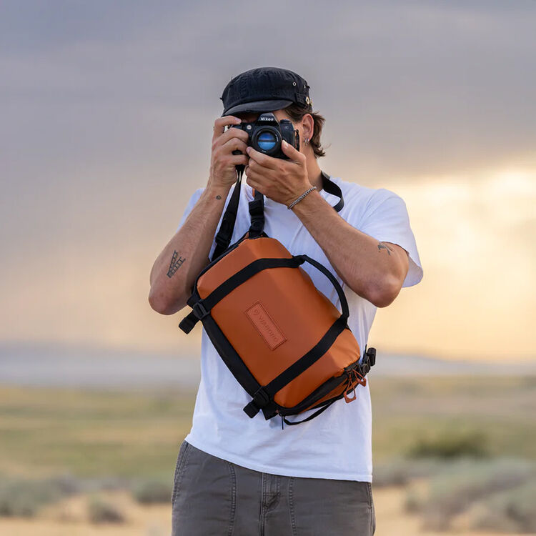 WANDRD ROGUE V2 Sling Bag (Sedona Orange, 9L)