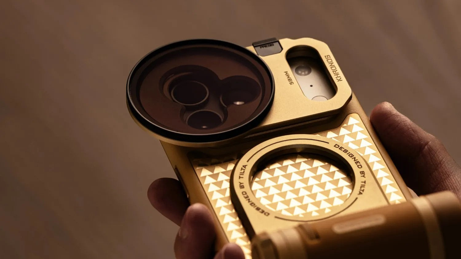 Tilta Khronos Lite x On the Roam iPhone 17 Pro Max Creator Kit - Gold