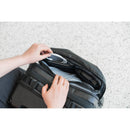 Sac à rouleaux de bagage à main Wandrd Transit - 40L - Black - Essential + Bundle
