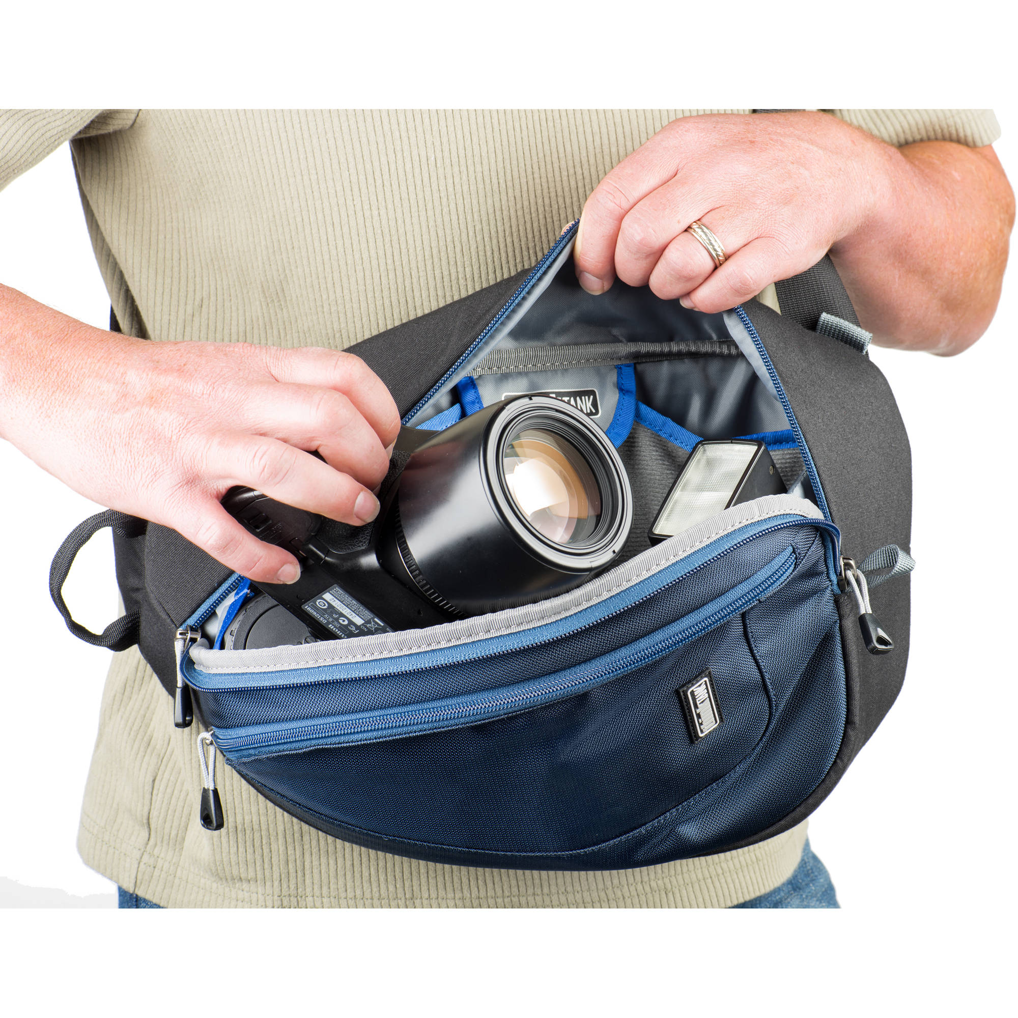 Think Tank Photo Turnstyle 10 V2.0 Élingue caméra Sac (charbon de bois)