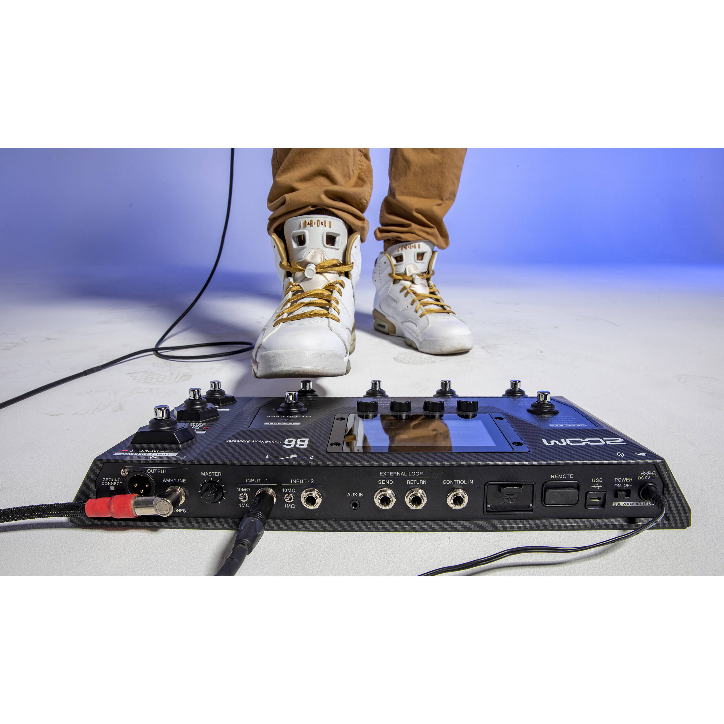 Zoom B6 Multi-Effects Processor for Electric Bass