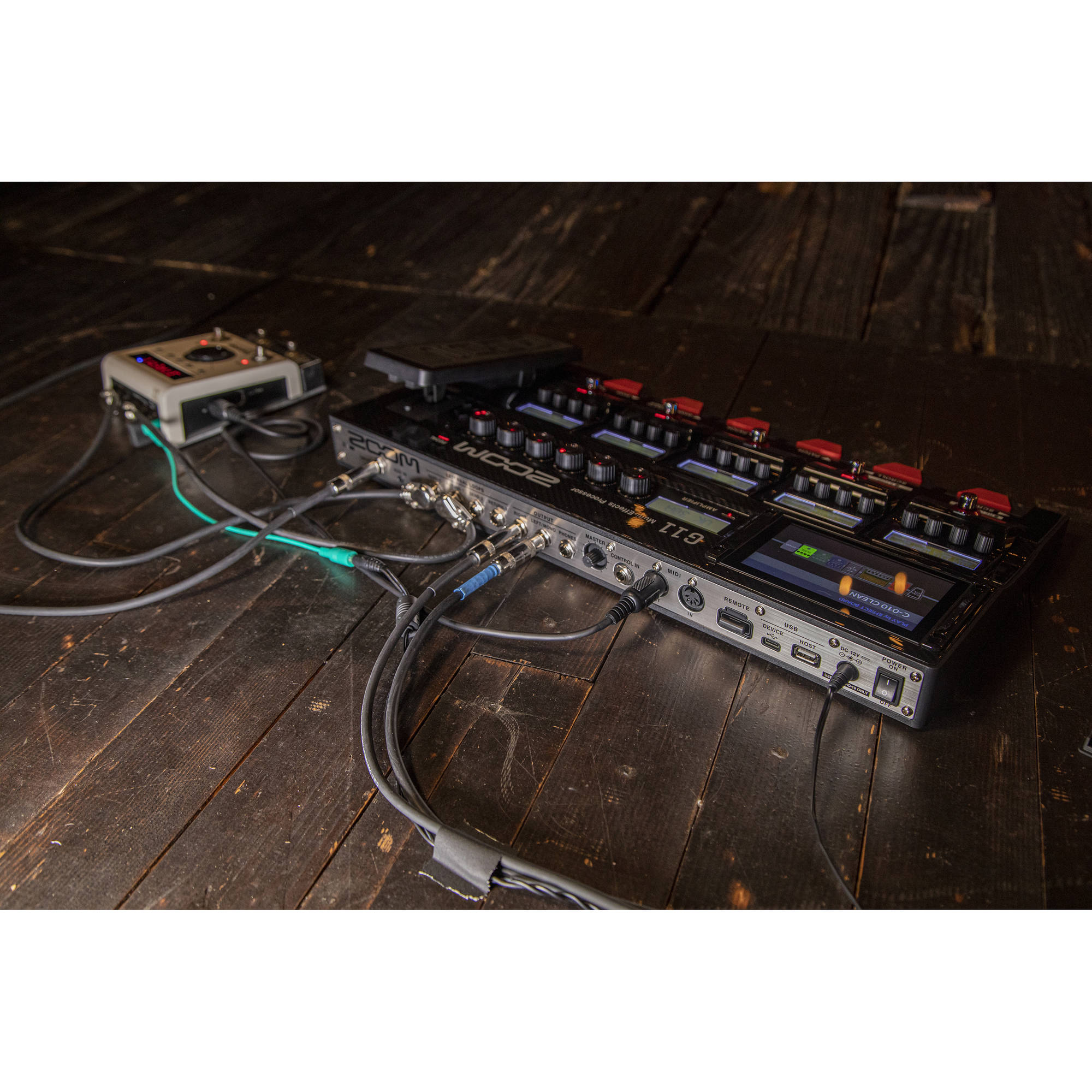 Zoom G11 Multi-Effects Processor for Electric Guitar
