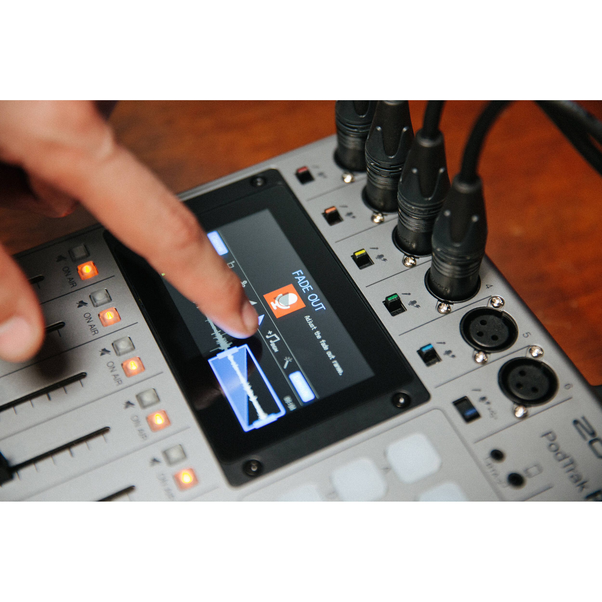 Enregistreur de podcast multipiste portable Zoom PodTrak P8
