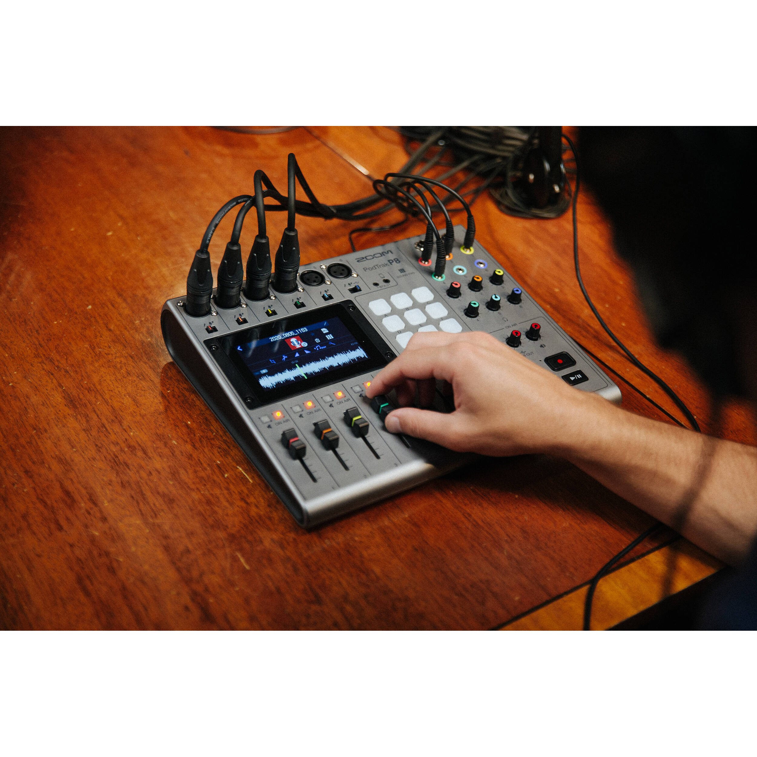 Enregistreur de podcast multipiste portable Zoom PodTrak P8