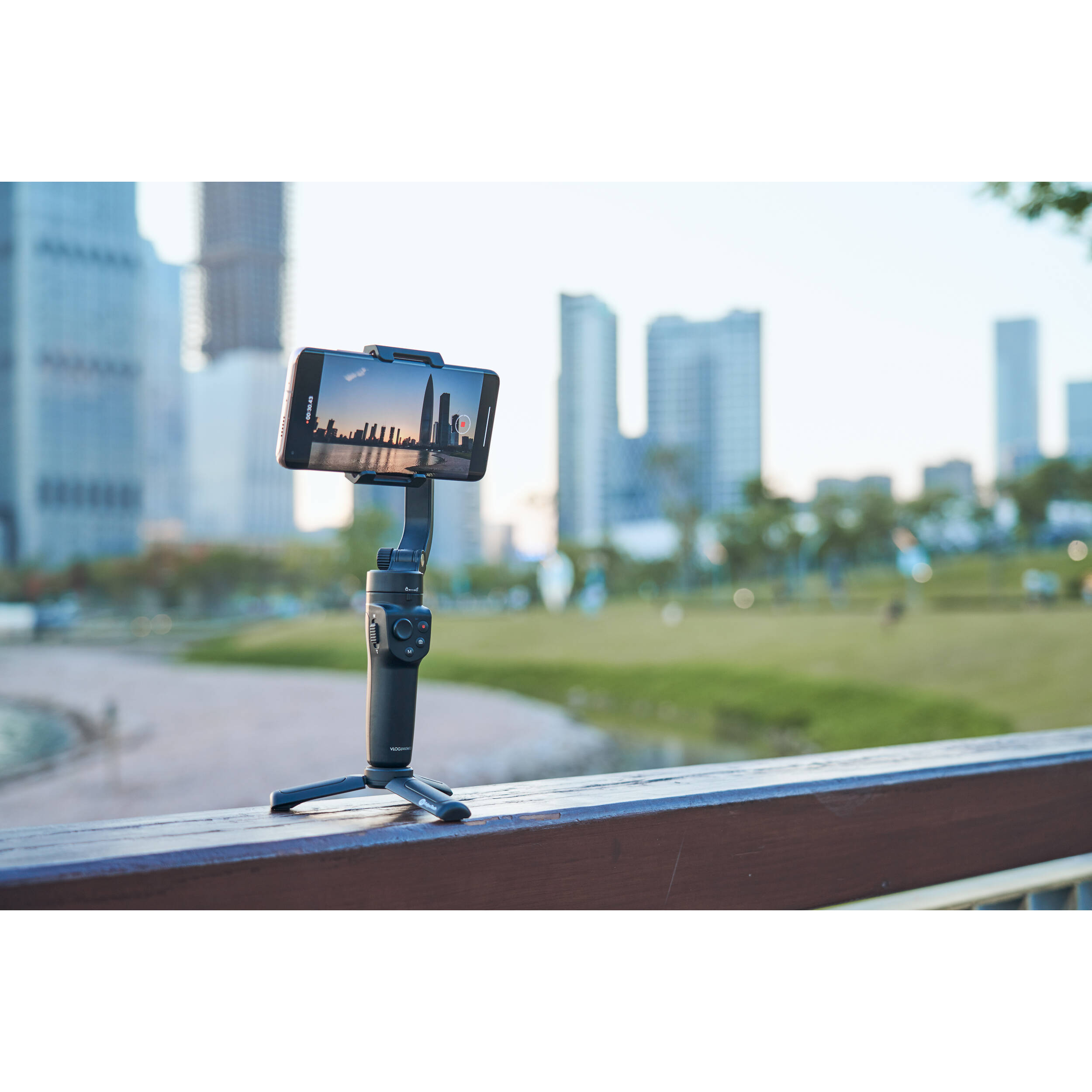 Feiyu Tech VLOGPKT2 3-Axis Joystick Zoom Original Camera App Control Foldable Smartphone Gimbal Stabilizer