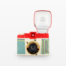 Lomographie Diana F + Appareil jetable et flash - 10 ans anniversaire