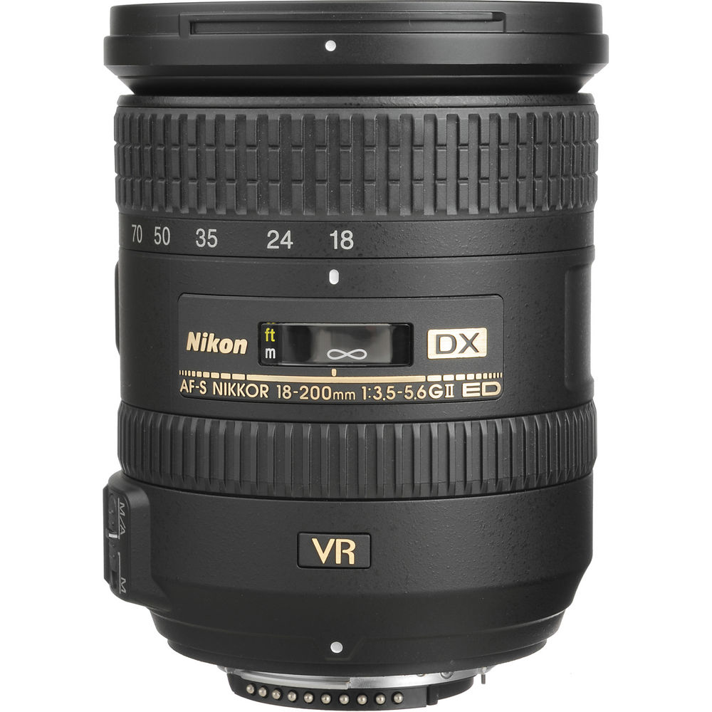 Nikon NIKKOR AF-S DX Zoom 18-200mm f/3.5-5.6G ED VR II Lens (72mm)