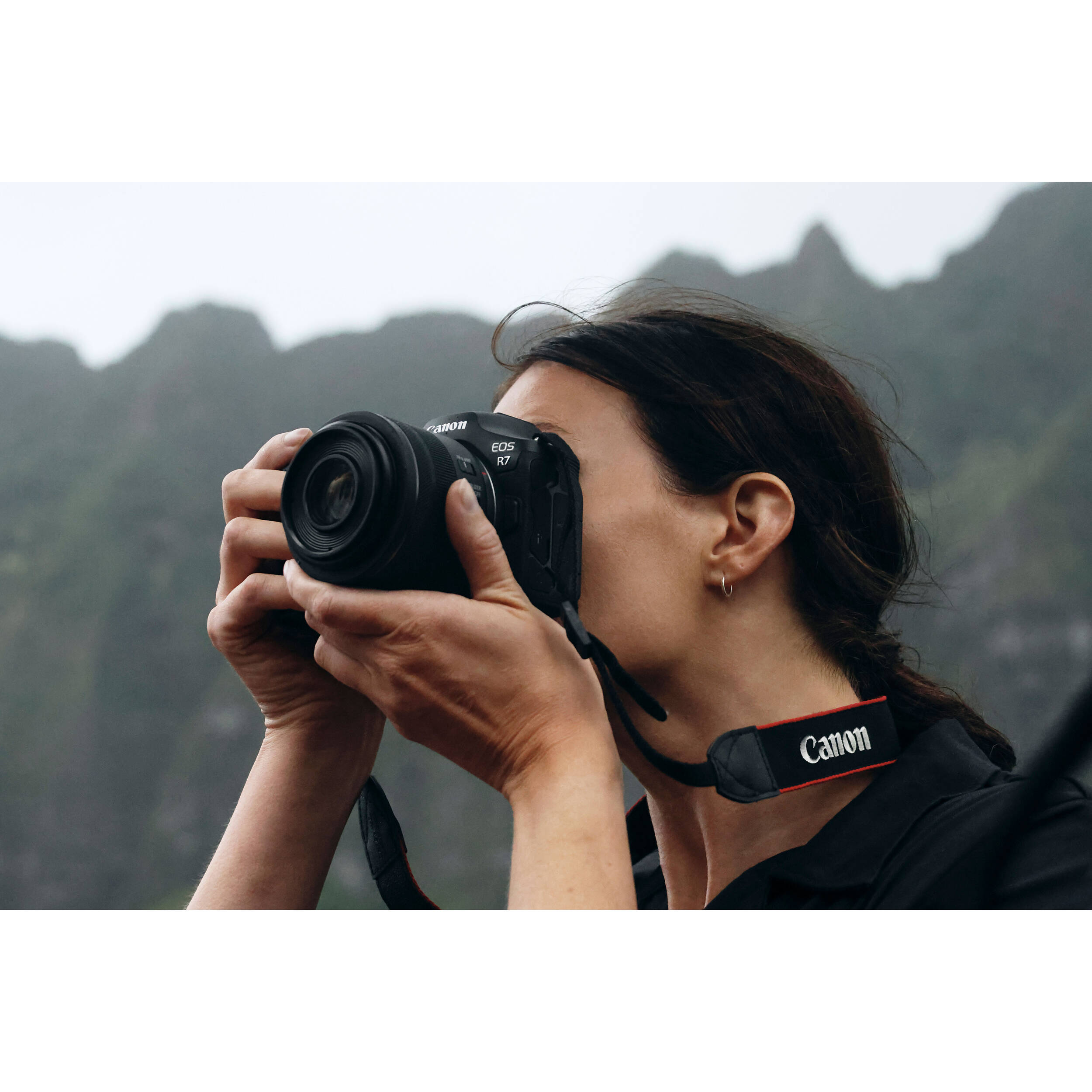 Caméra sans miroir Canon EOS R7 - Boîtier Seulement