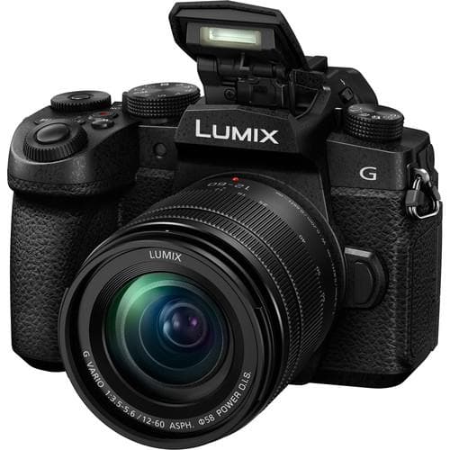 Caméra sans miroir Panasonic Lumix DC-G95D avec objectif 12-60 mm (DCG95DMK)