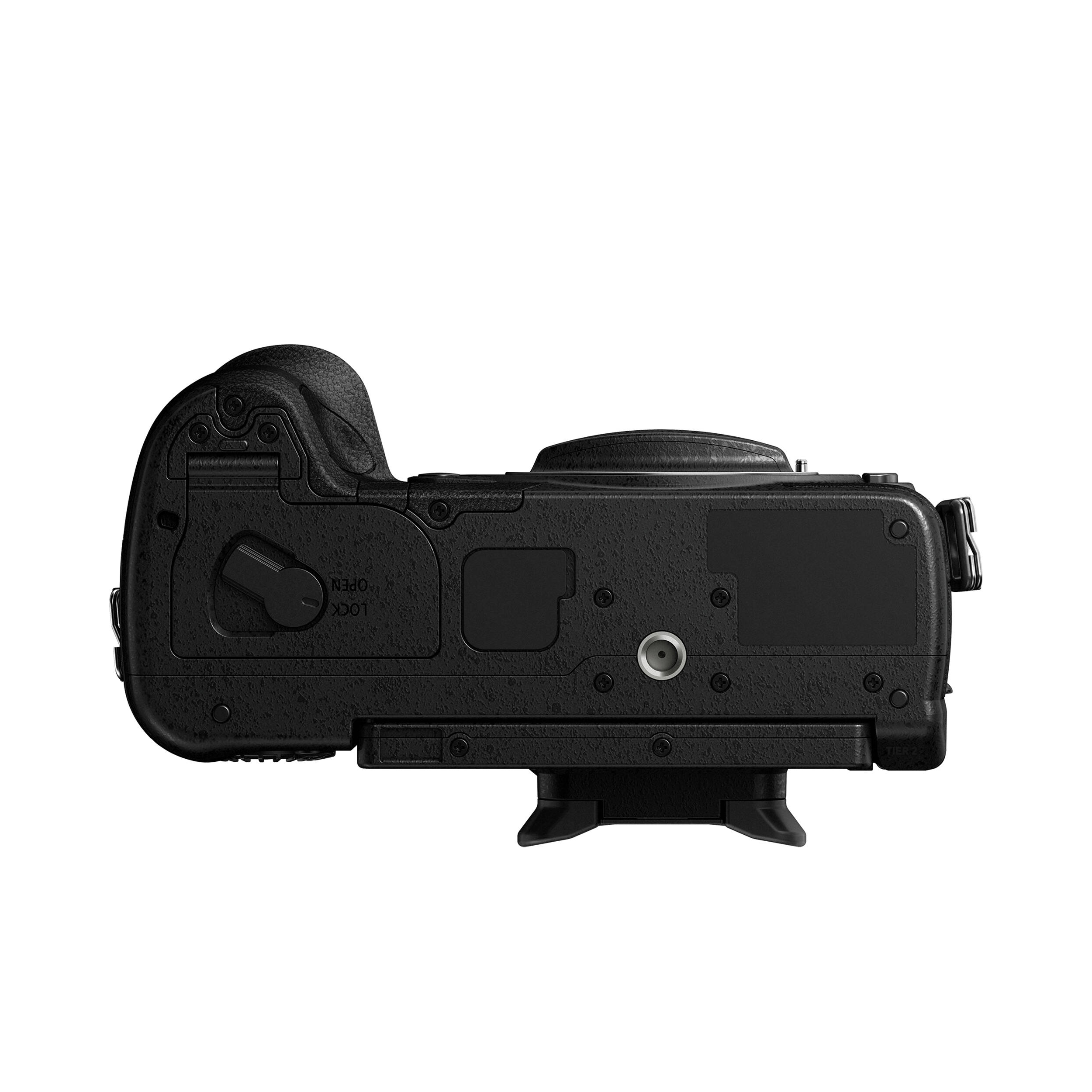 Caméra sans miroir Panasonic Lumix GH5 II avec objectif 12-60 mm f / 2,8-4