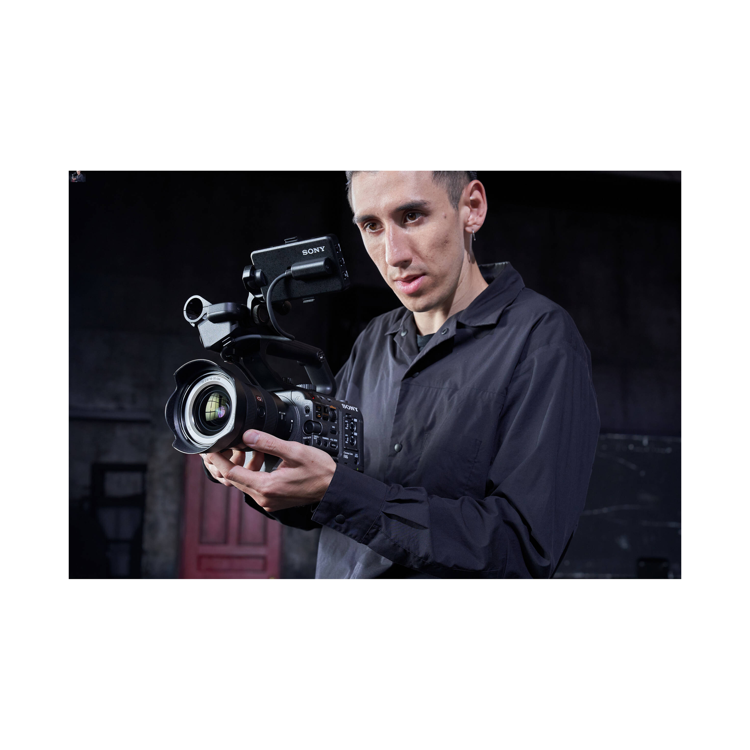Kit de caméra de cinéma numérique Sony FX6 avec objectif 24 à 105 mm