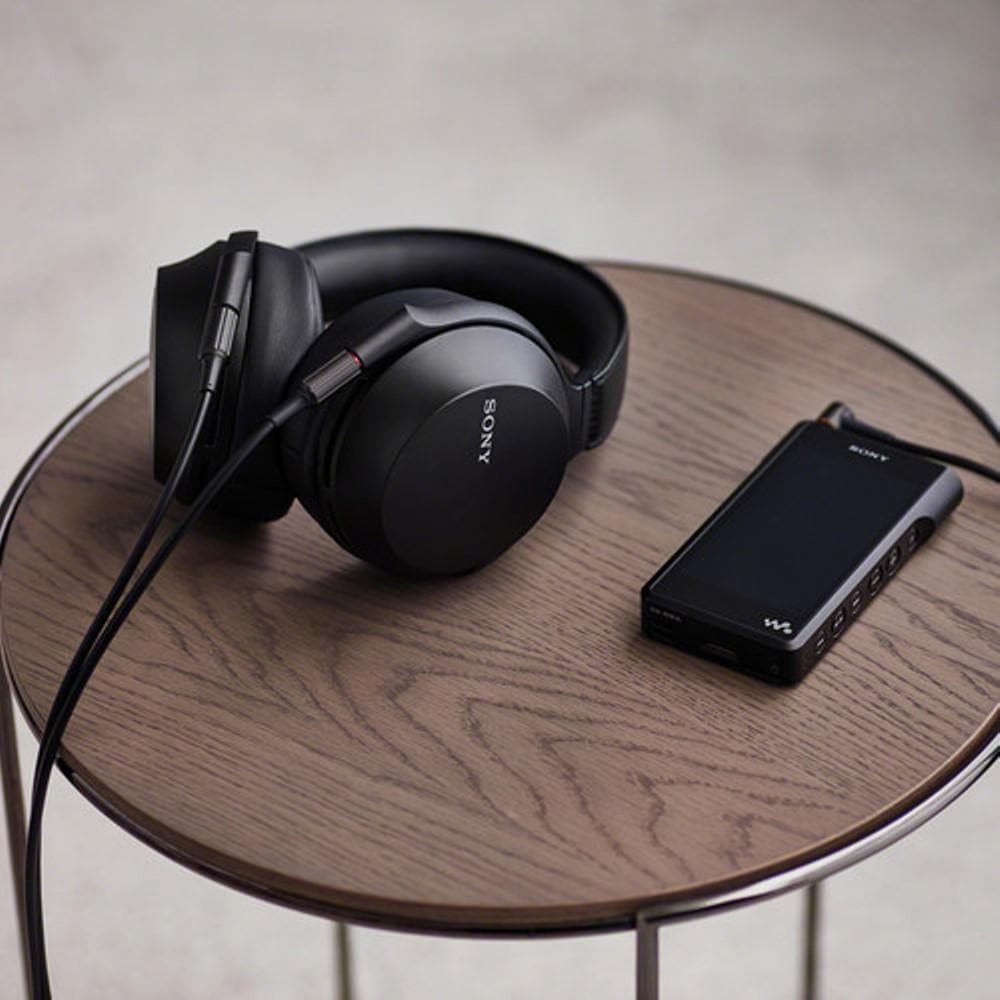 Sony MDR-Z7M2 Hi-Res Headphones | ExcellentPhoto.ca